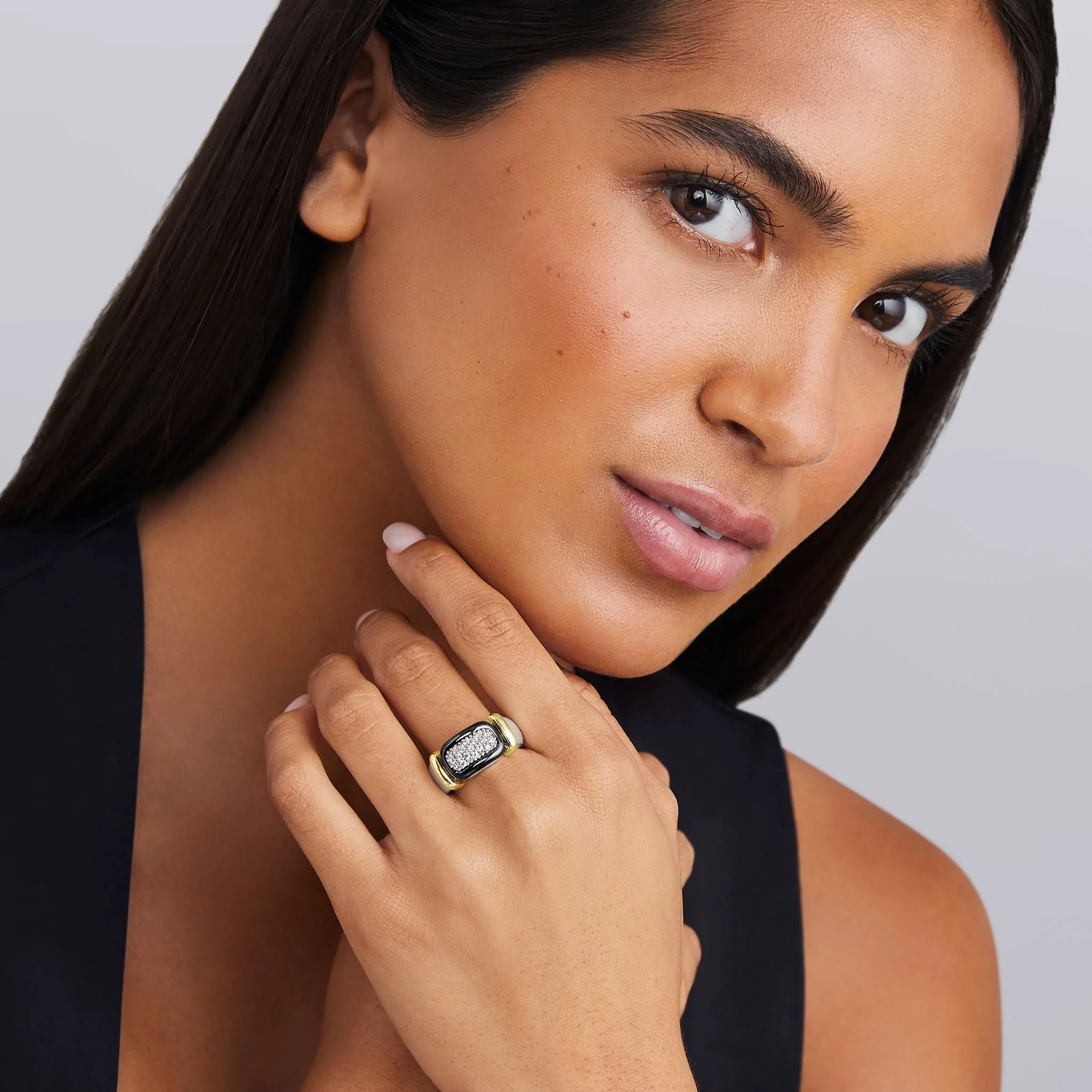 Black Caviar Two-Tone Black Ceramic Diamond Ring - Image 2
