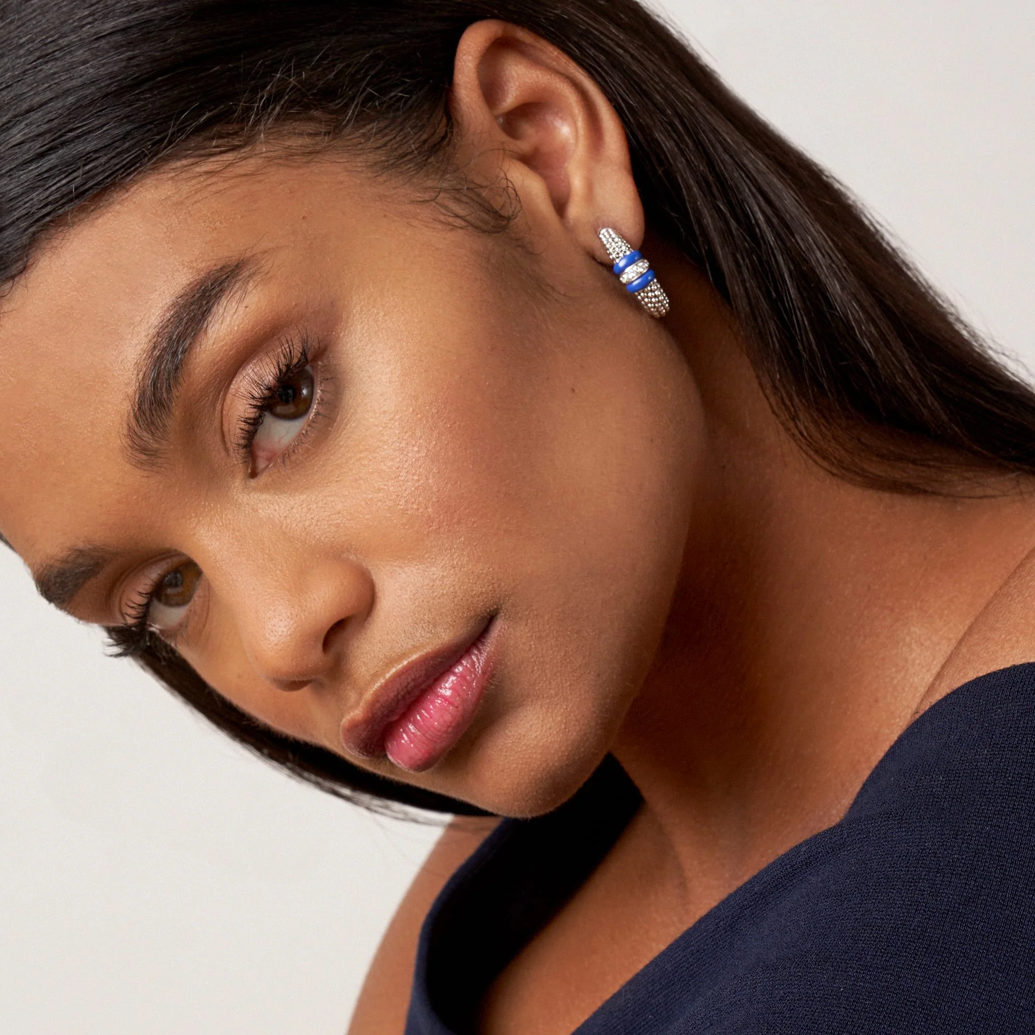 Blue Caviar Ultramarine Ceramic Caviar Diamond Hoop Earrings - Image 2