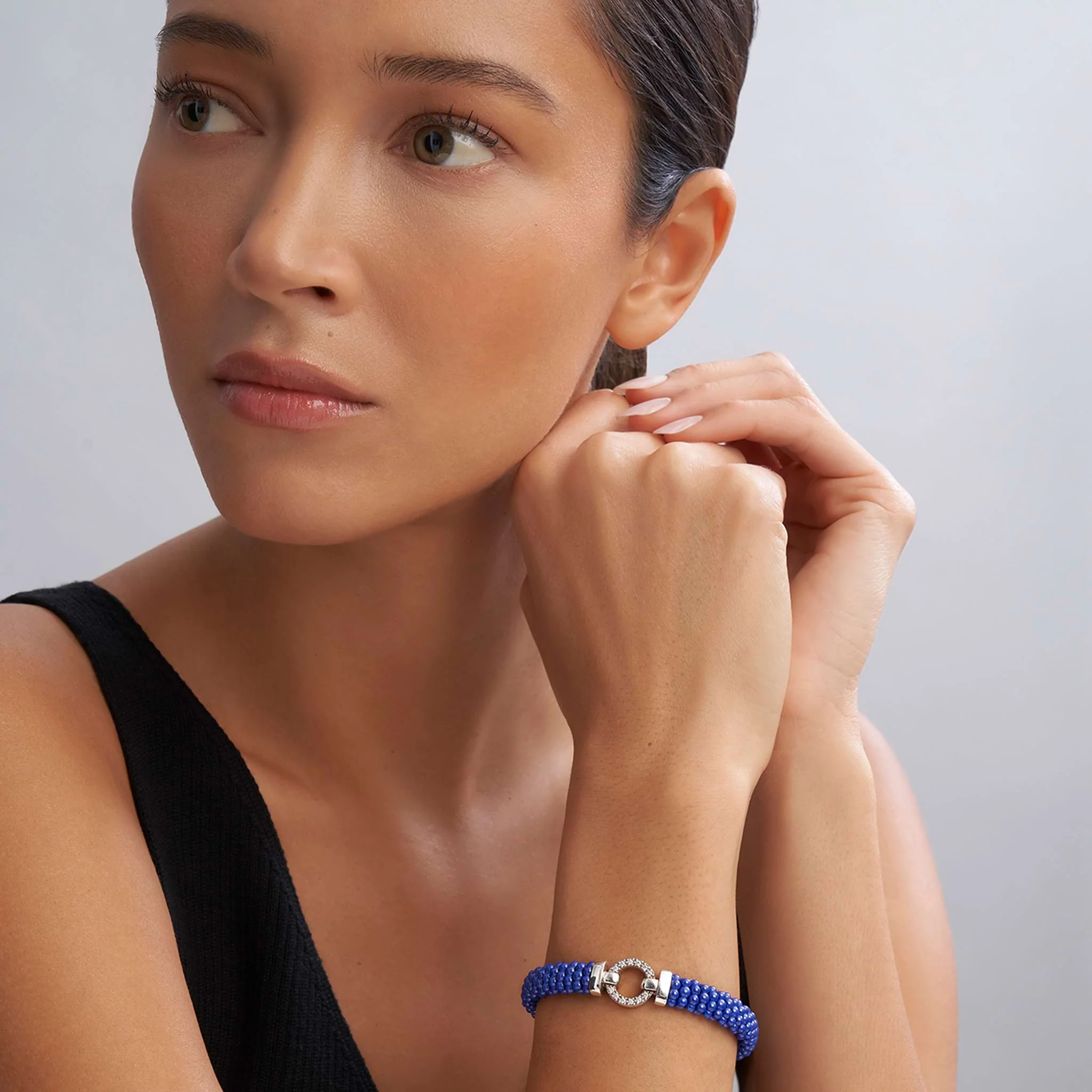 Blue Caviar Ultramarine Ceramic Diamond Circle Bracelet | 9mm - Image 2