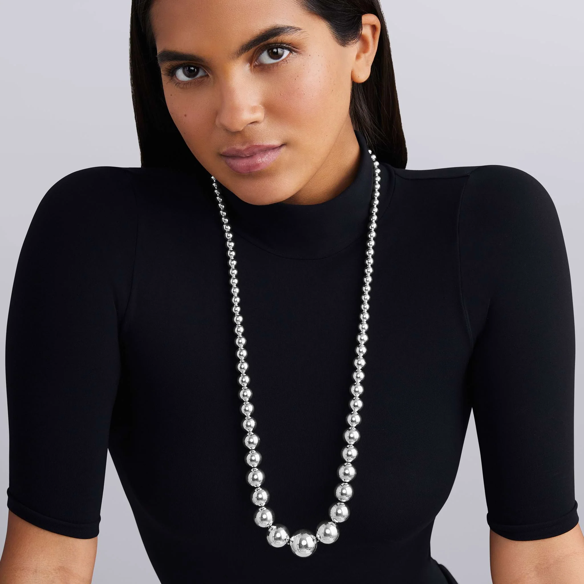 Caviar Bubbly Large Silver Graduated Bead Necklace - Image 7