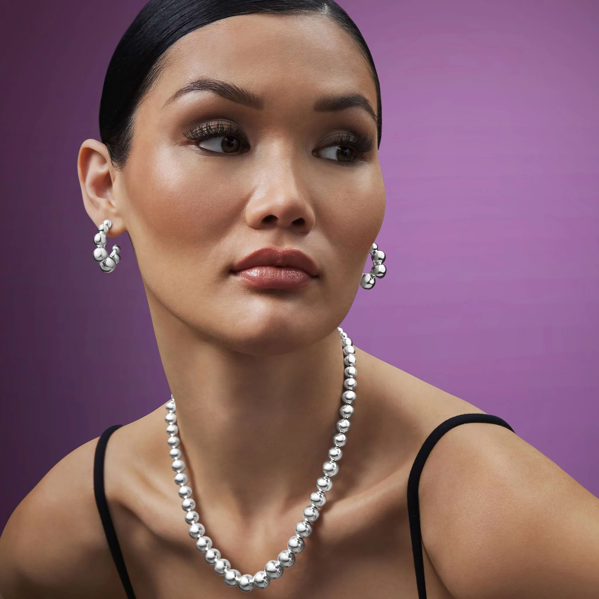 Caviar Bubbly Silver Graduated Bead Necklace - Image 7