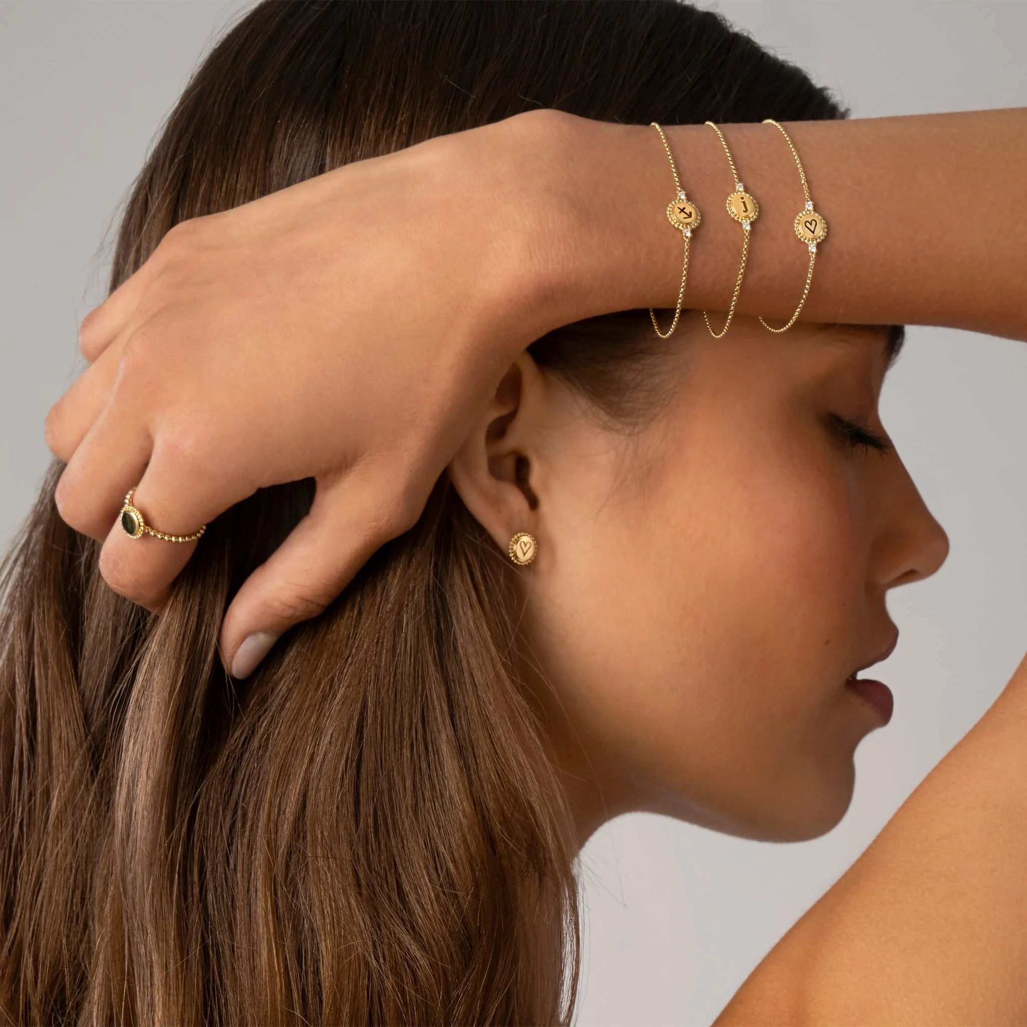 Caviar Gold 18K Gold Diamond Circle Bracelet - Image 6