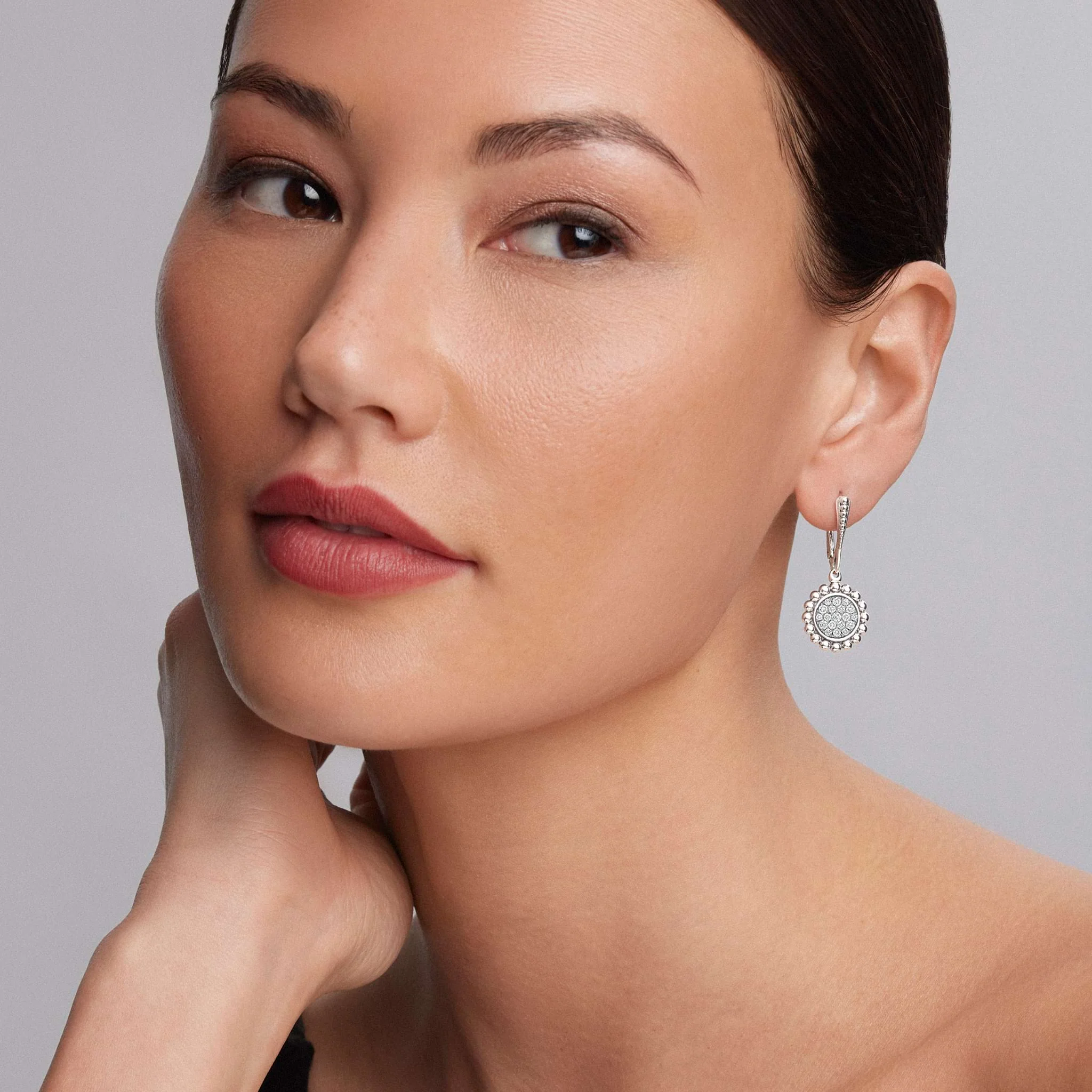 Caviar Spark Small Caviar Circle Diamond Drop Earrings - Image 2