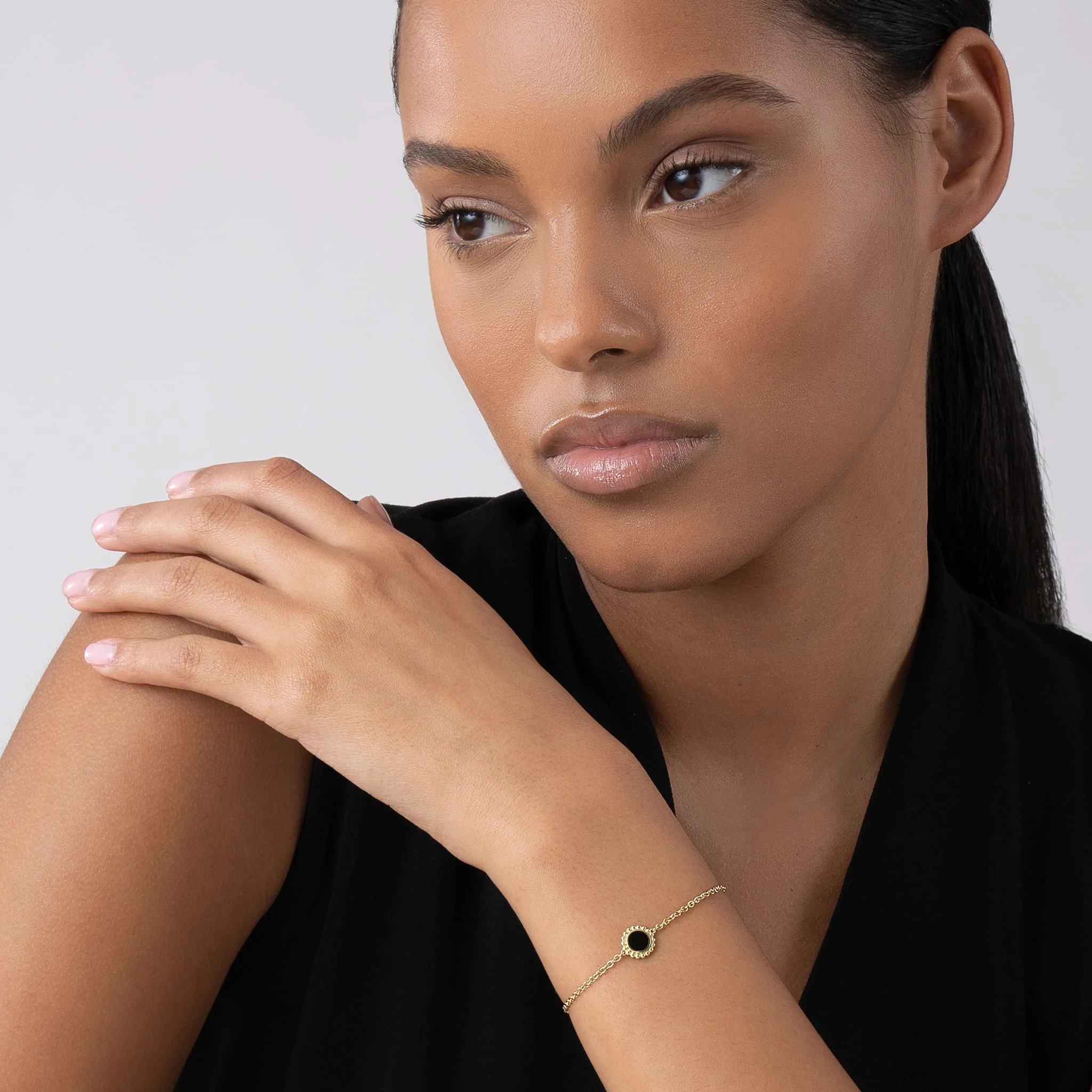 Covet Single Station Round Onyx Bracelet - Image 2