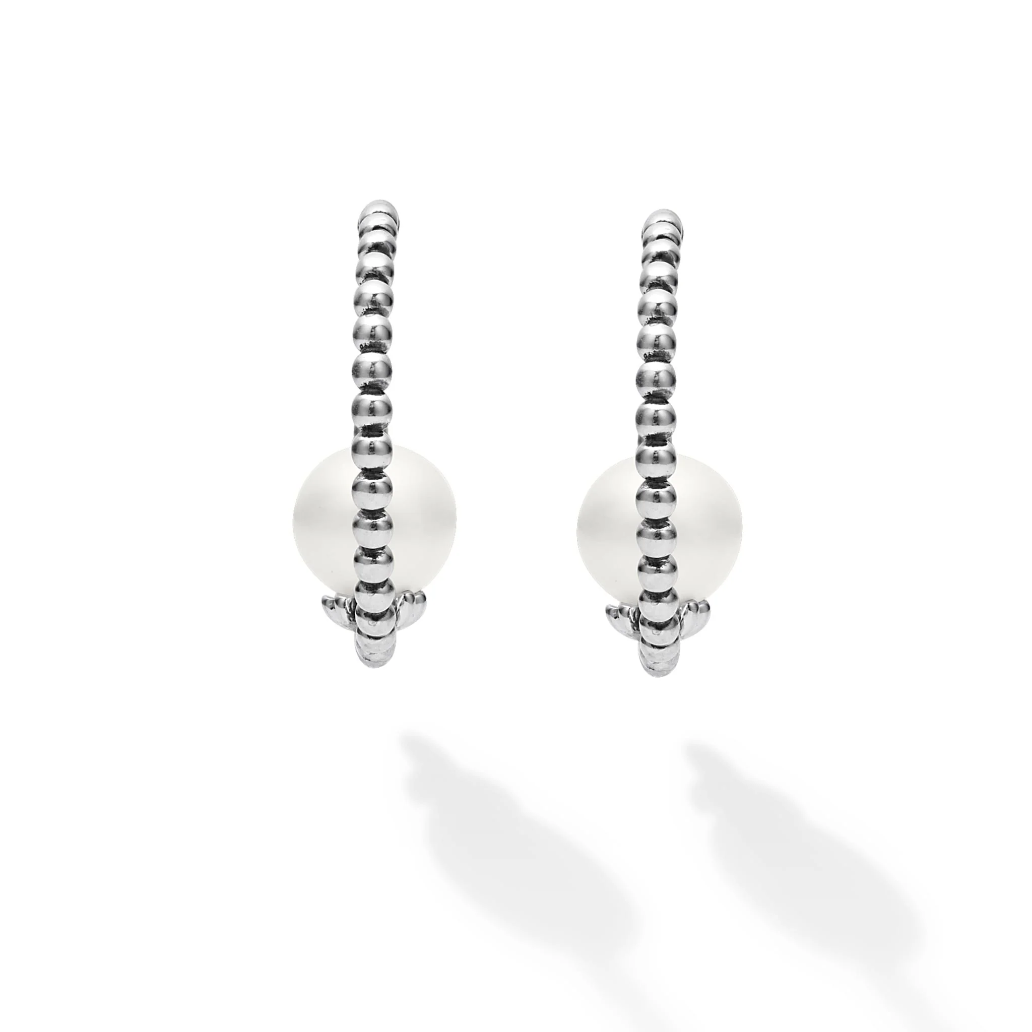 Luna Pearl Hoop Earring - Image 4