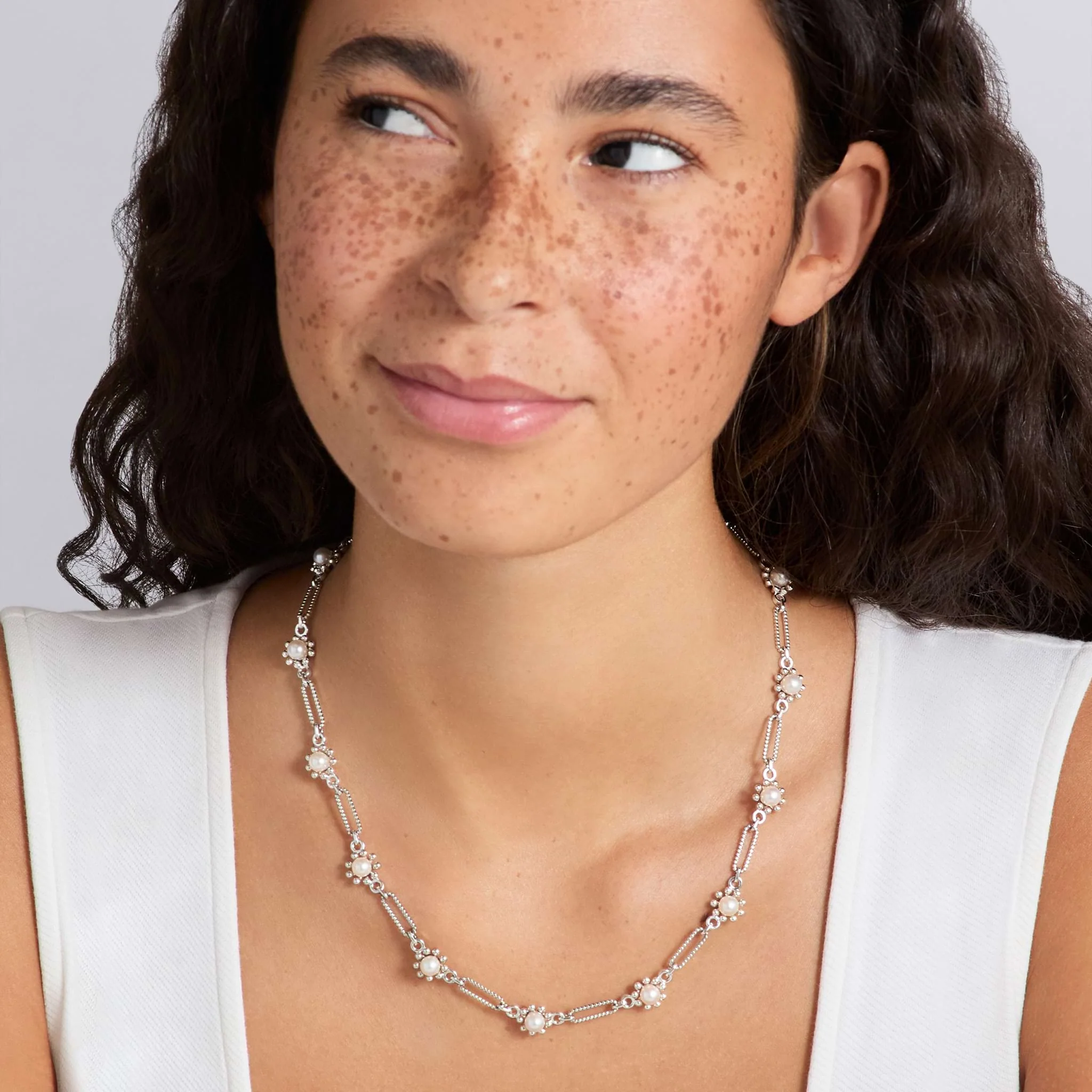 Luna Fleur Pearl Link Necklace - Image 2