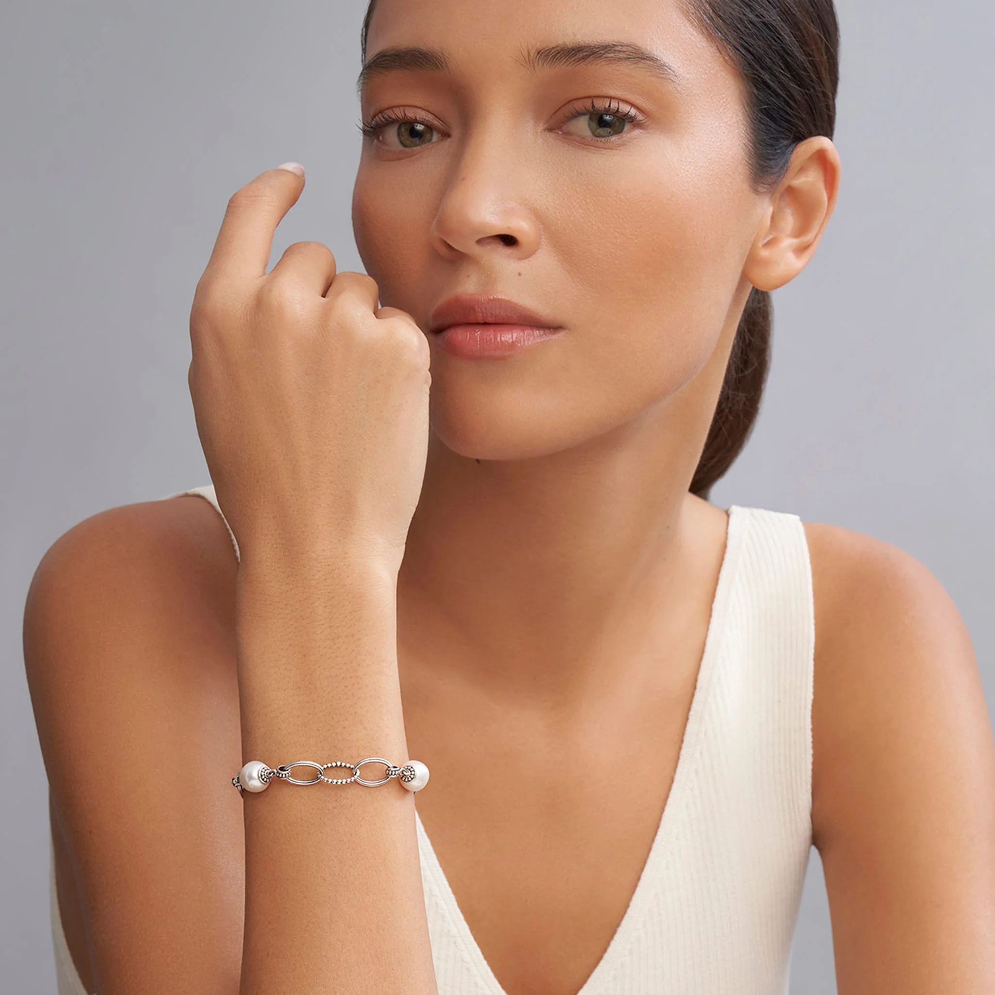 Luna Caviar Pearl Link Bracelet - Image 2