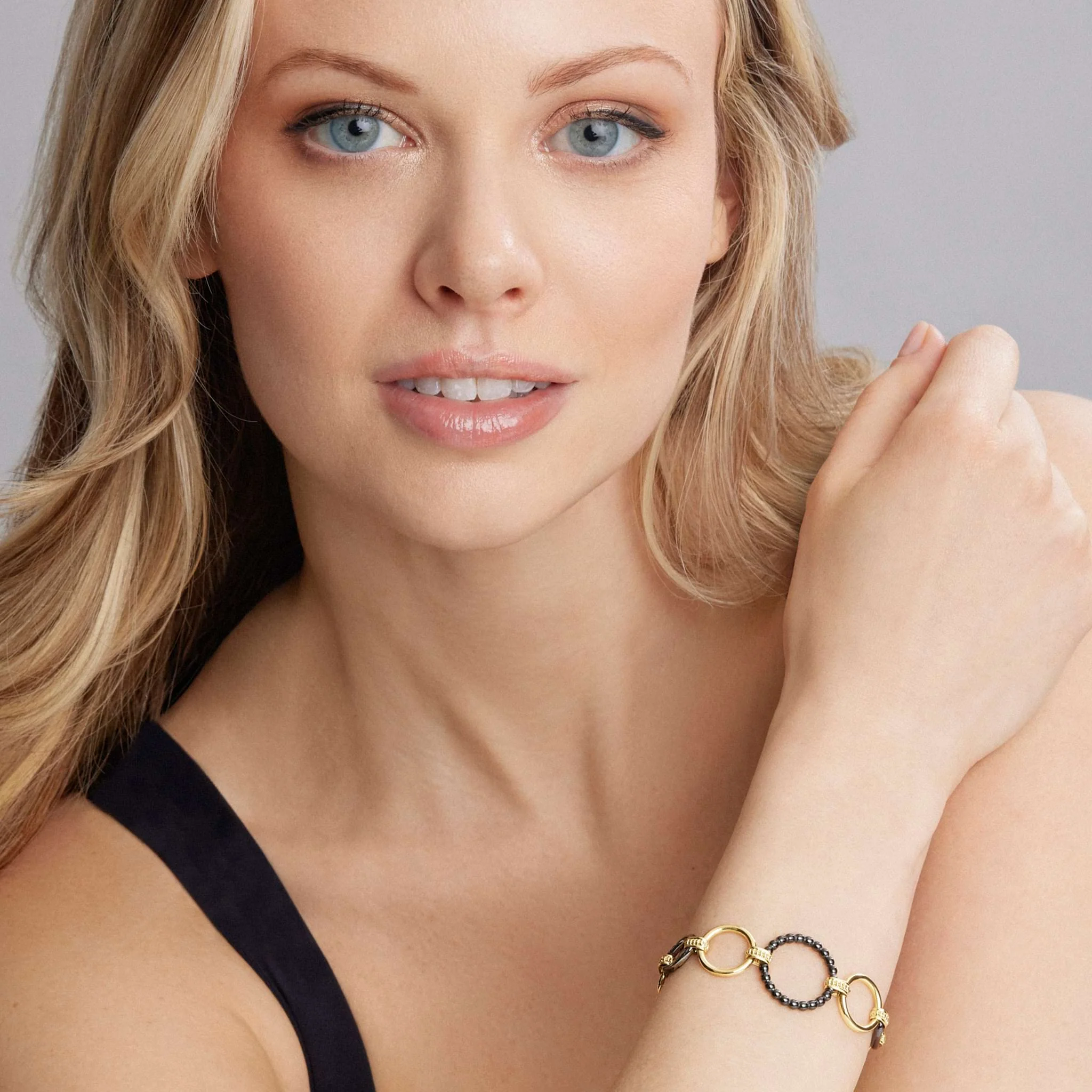 Meridian 18K Gold and Black Ceramic Link Bracelet | 20mm - Image 2