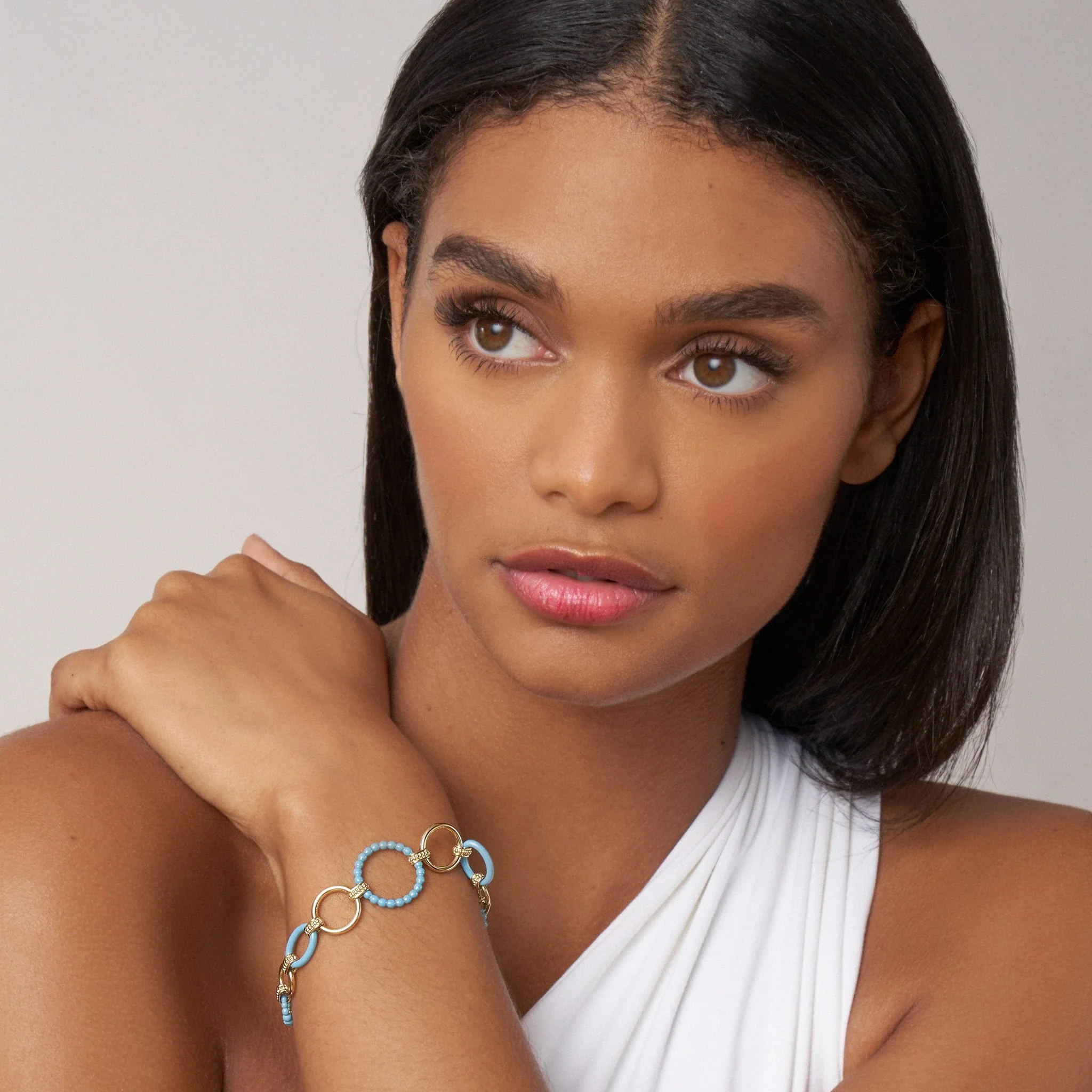 Meridian 18K Gold and Blue Ceramic Link Bracelet - Image 2