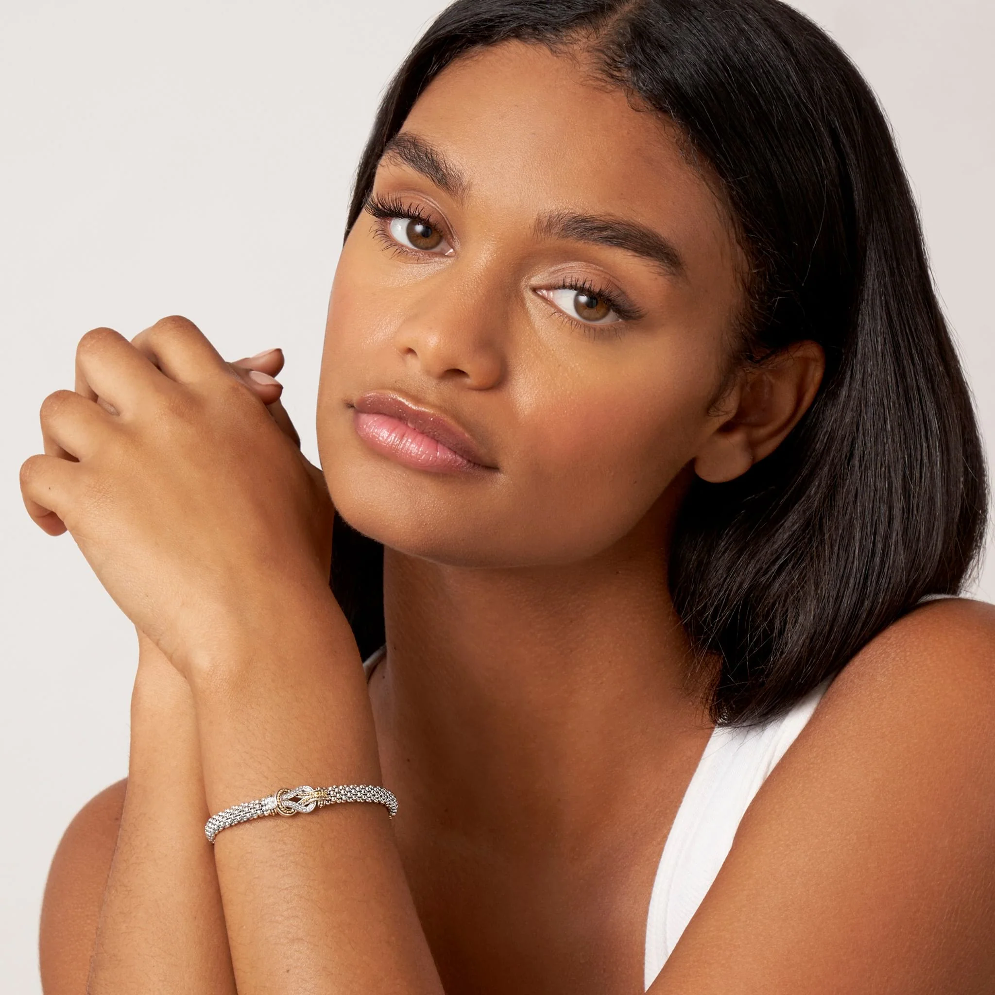 Newport Two-Tone Knot Caviar Diamond Bracelet | 6mm - Image 2