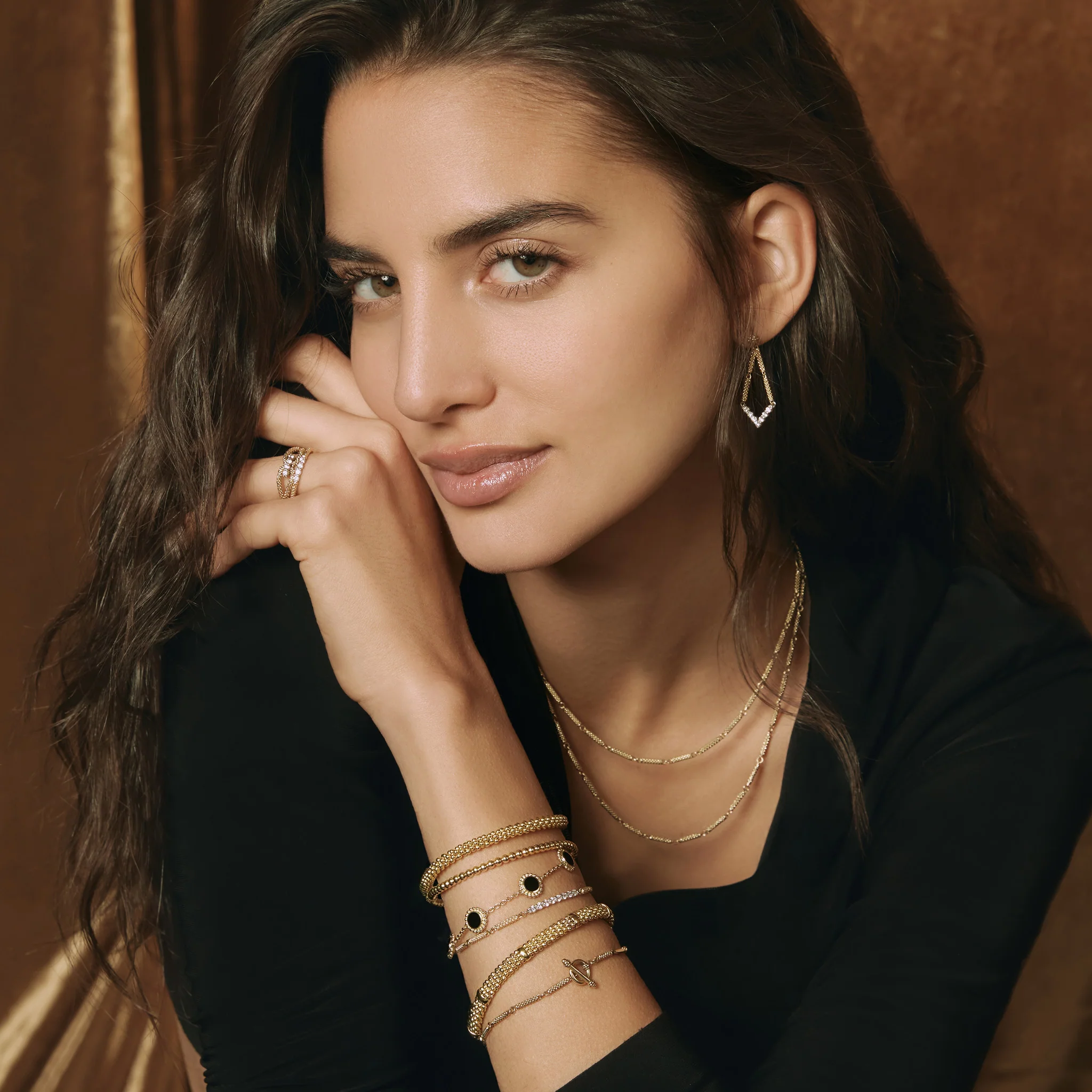Signature Caviar Petite Superfine Diamond Drop Earrings - Image 4