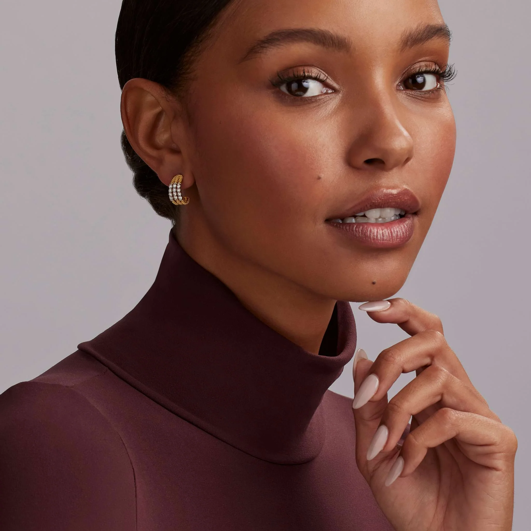 Signature Caviar Superfine Triple Row Diamond Hoop Earrings - Image 2