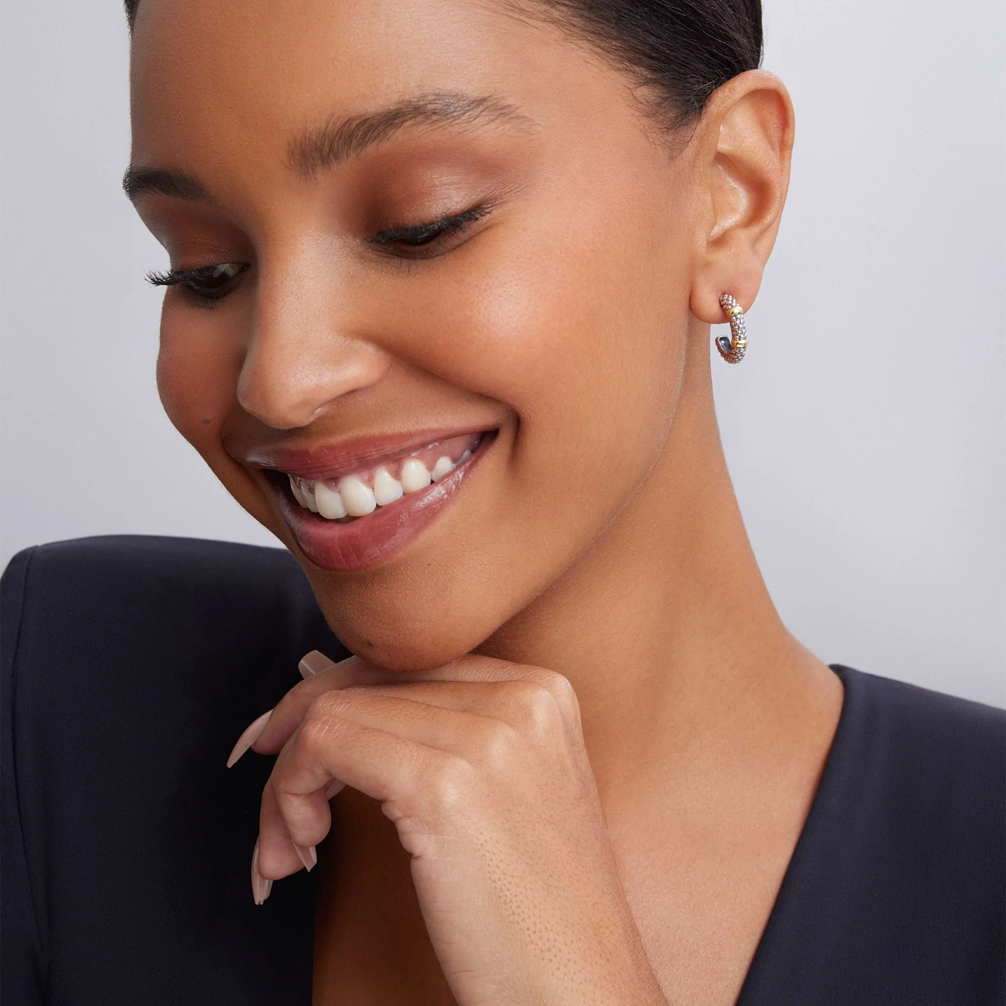 Signature Caviar Two-Tone Caviar Huggie Earrings - Image 2