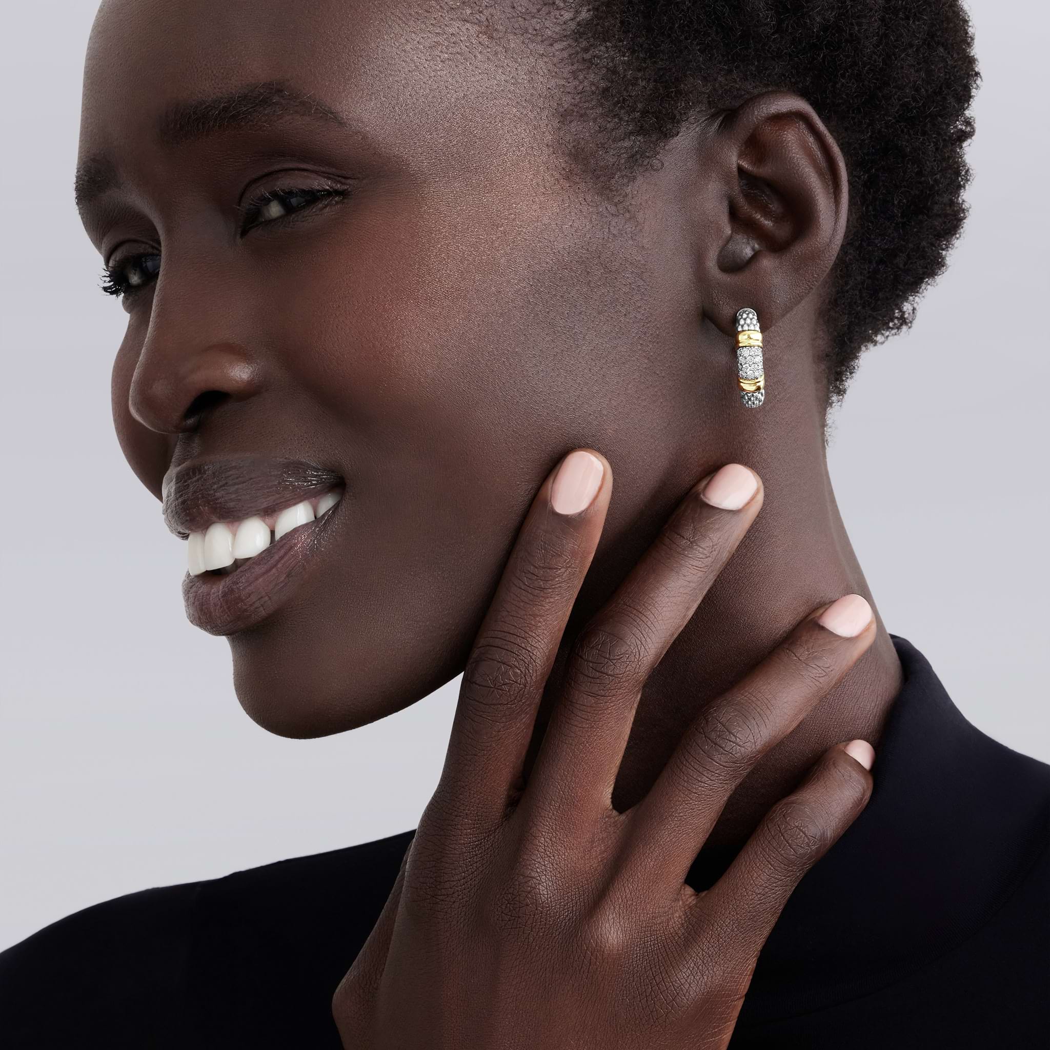 Signature Caviar Two-Tone Caviar Diamond Hoop Earrings - Image 2