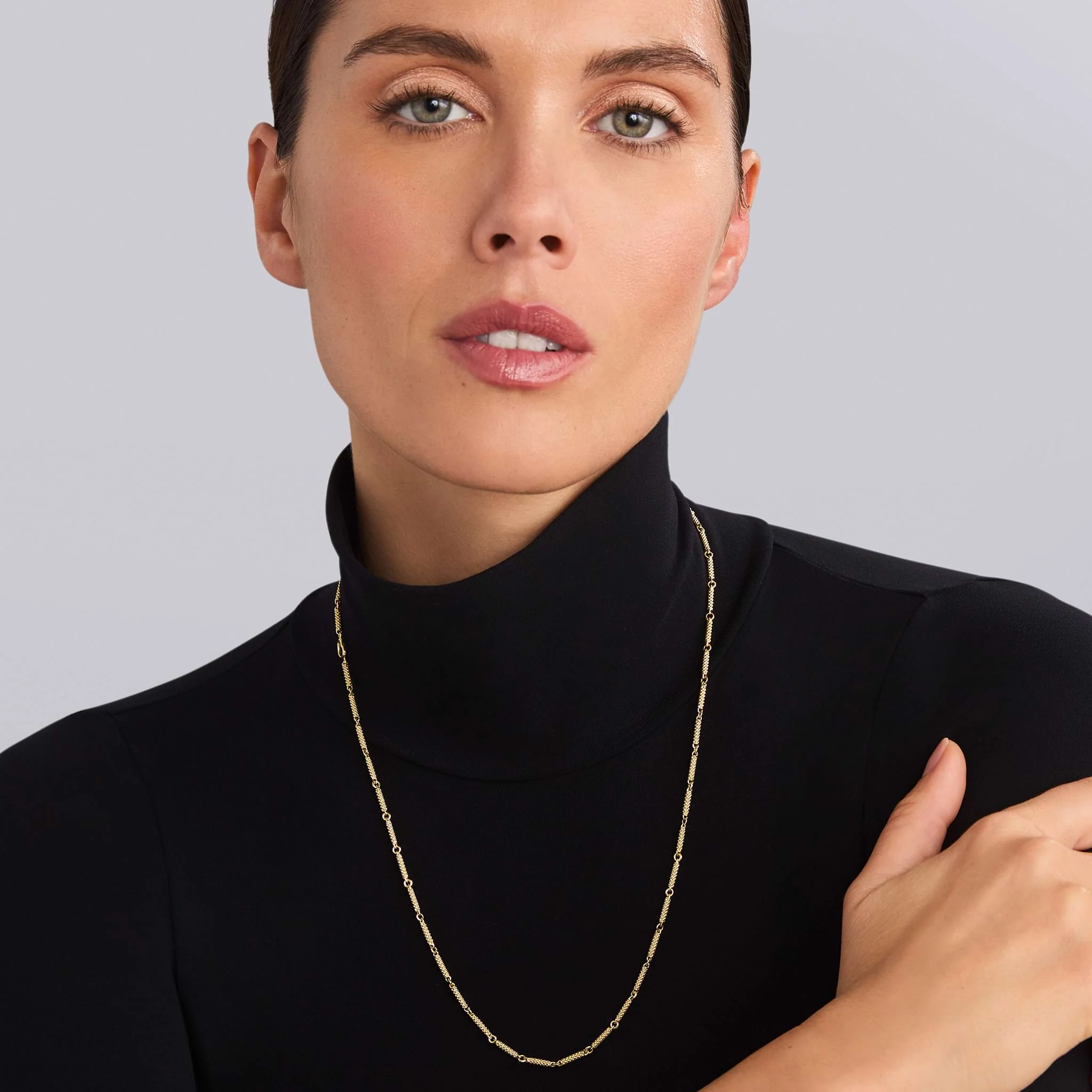 Signature Caviar 18K Gold Superfine Caviar Link Necklace - Image 2