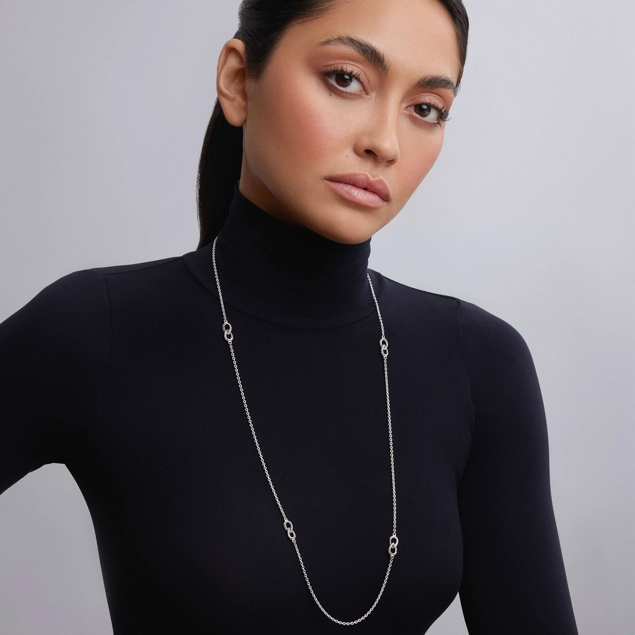 Signature Caviar Fluted Link Station Necklace - Image 2