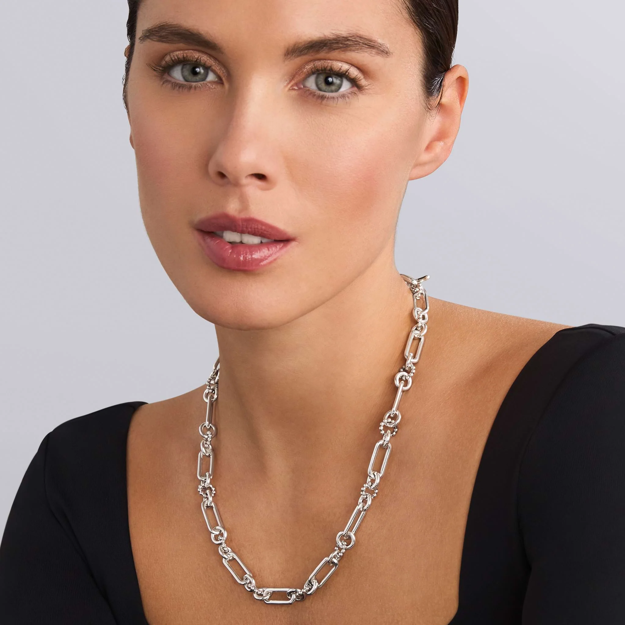Signature Caviar Silver Link Necklace - Image 6