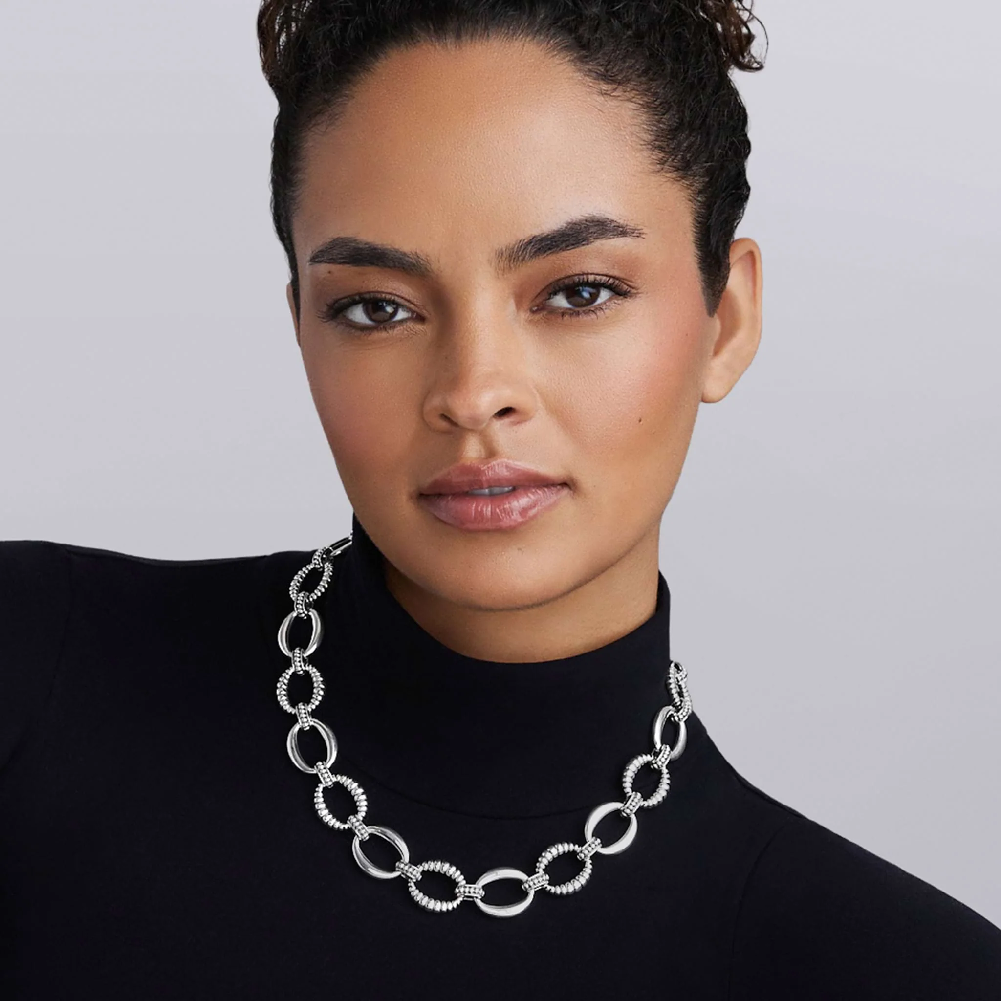 Signature Caviar Sterling Silver Oval Fluted Link Necklace | 18mm - Image 2