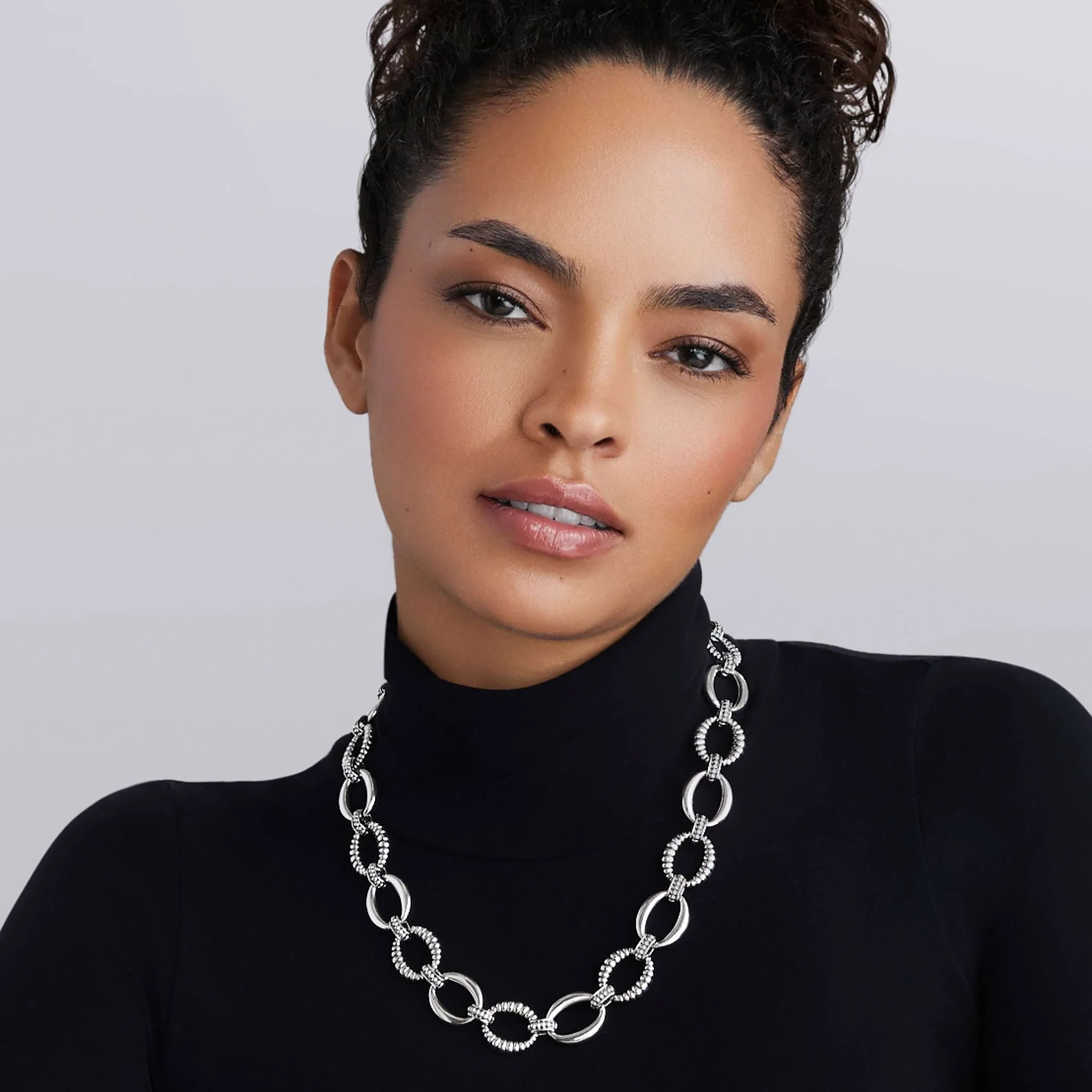 Signature Caviar Sterling Silver Oval Fluted Link Necklace | 18mm - Image 3