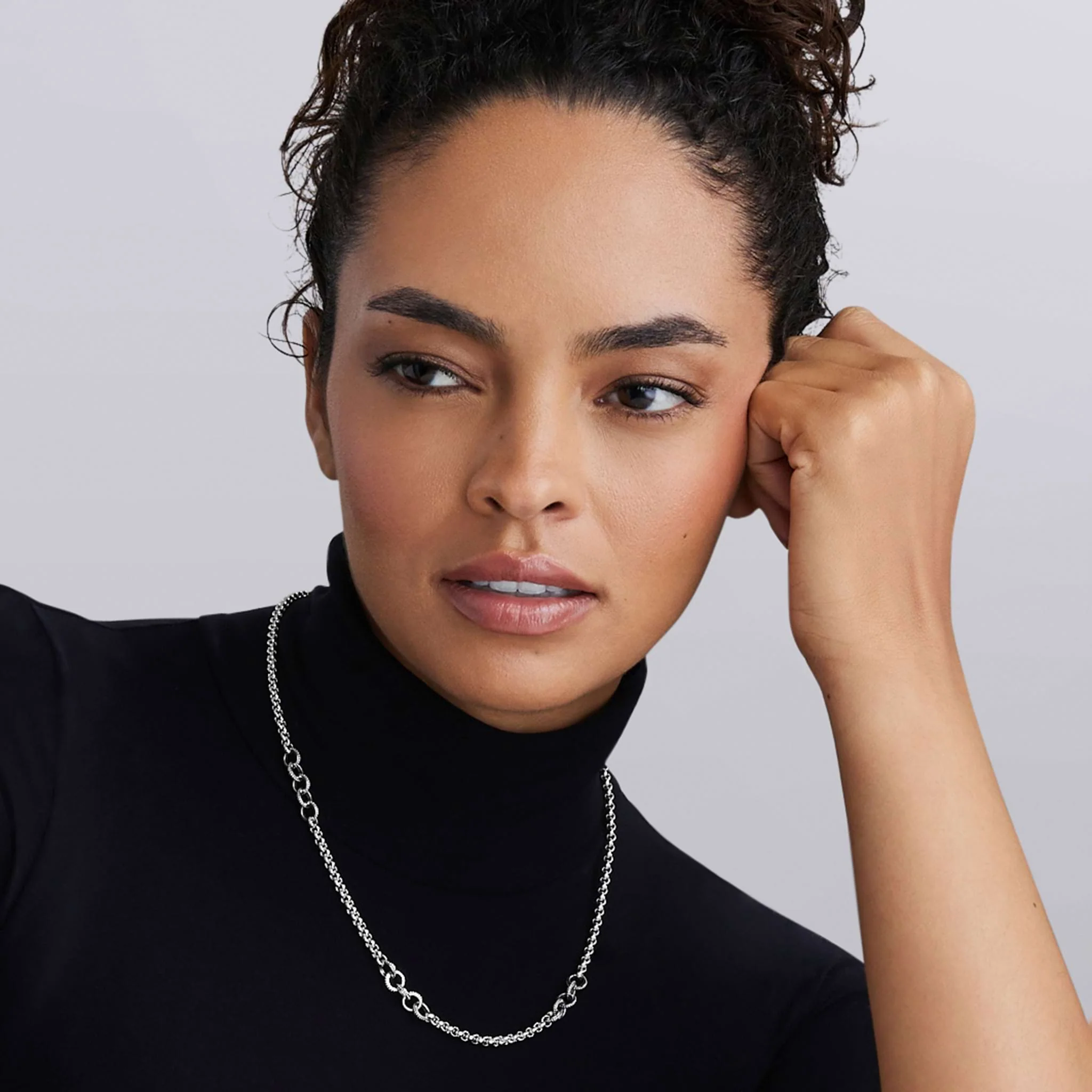 Signature Caviar Silver Ring Link Station Necklace - Image 2