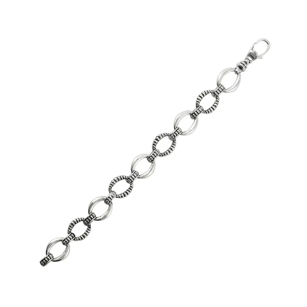 Signature Caviar Oval Fluted Link Bracelet - Image 3