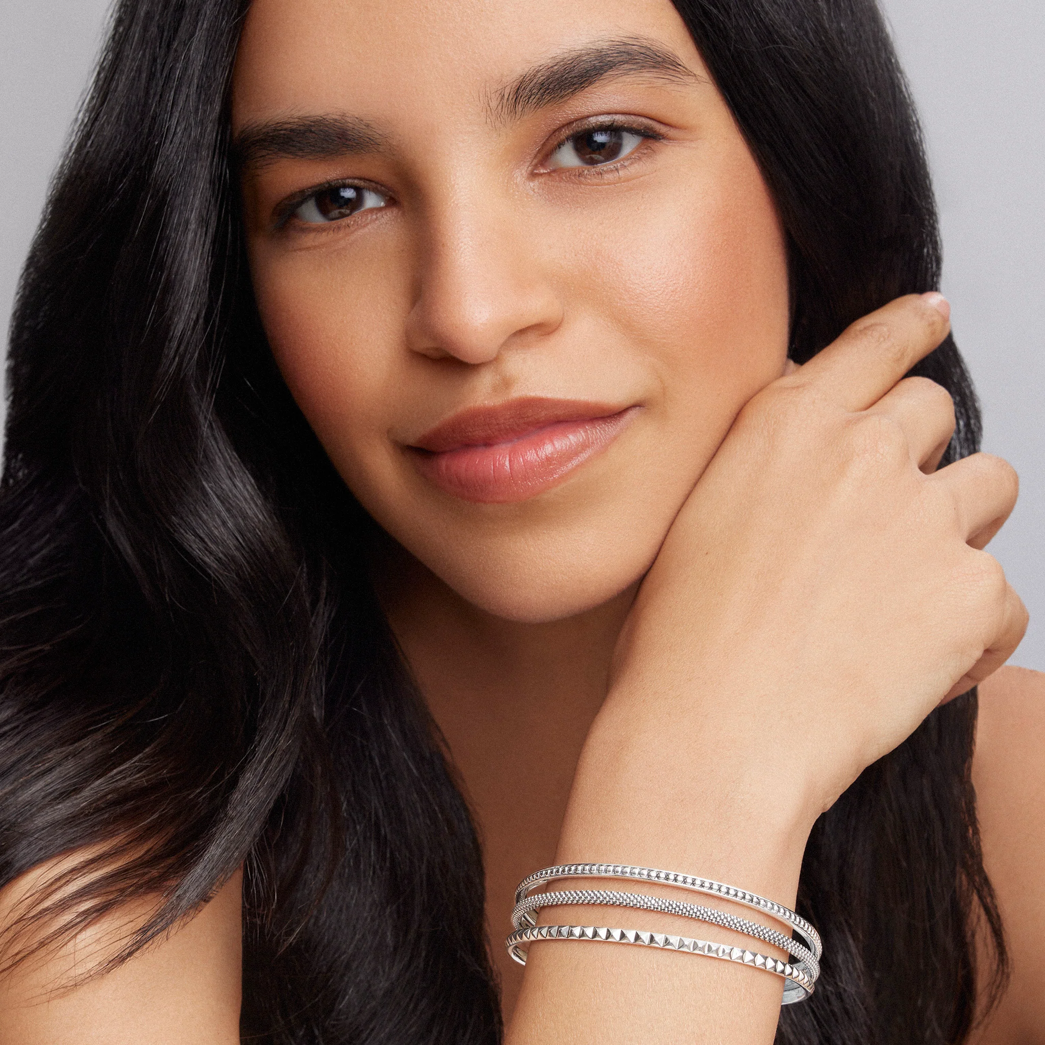 Signature Caviar Silver Bangle Set - Image 2