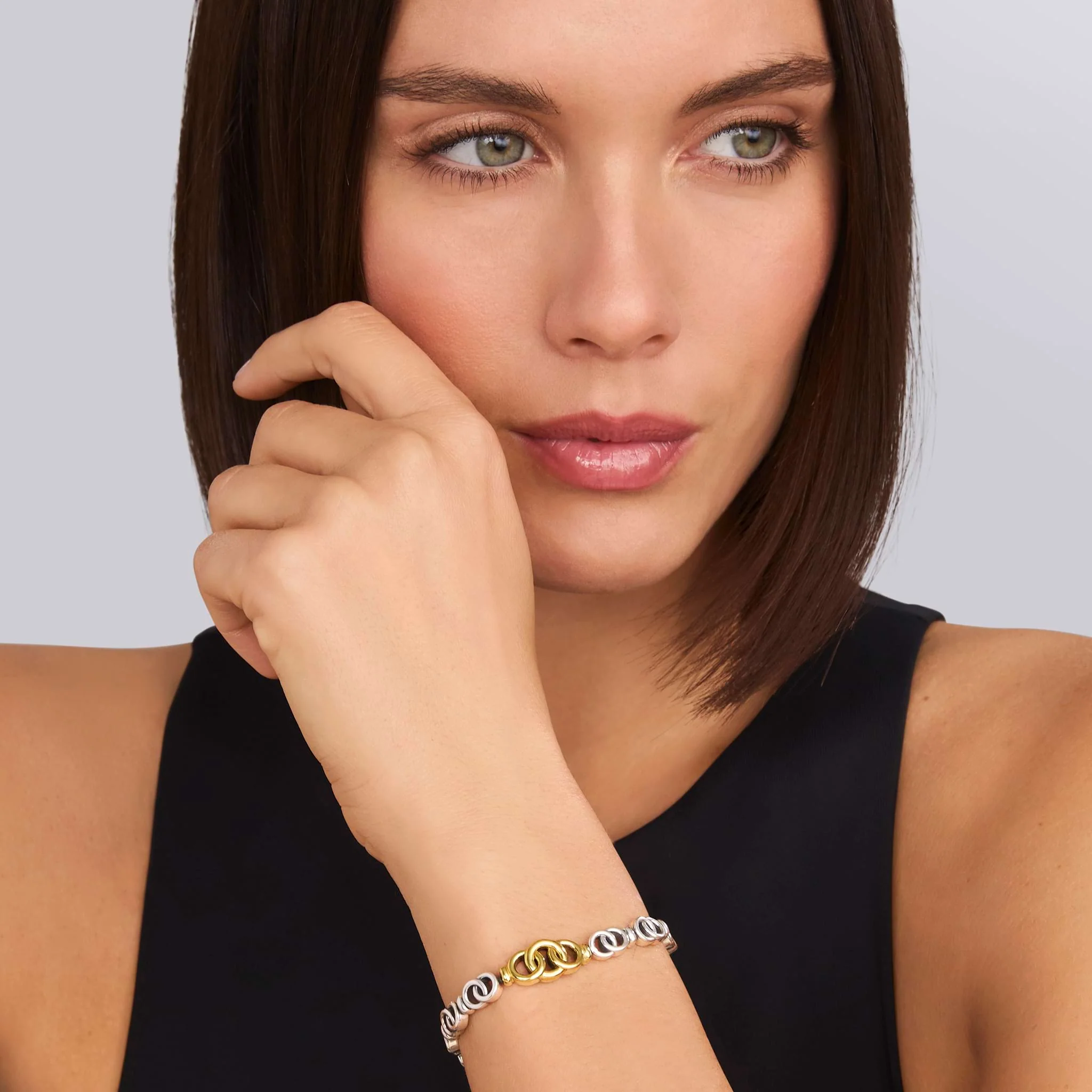 Signature Caviar Two-Tone Interlocking Link Bracelet - Image 2