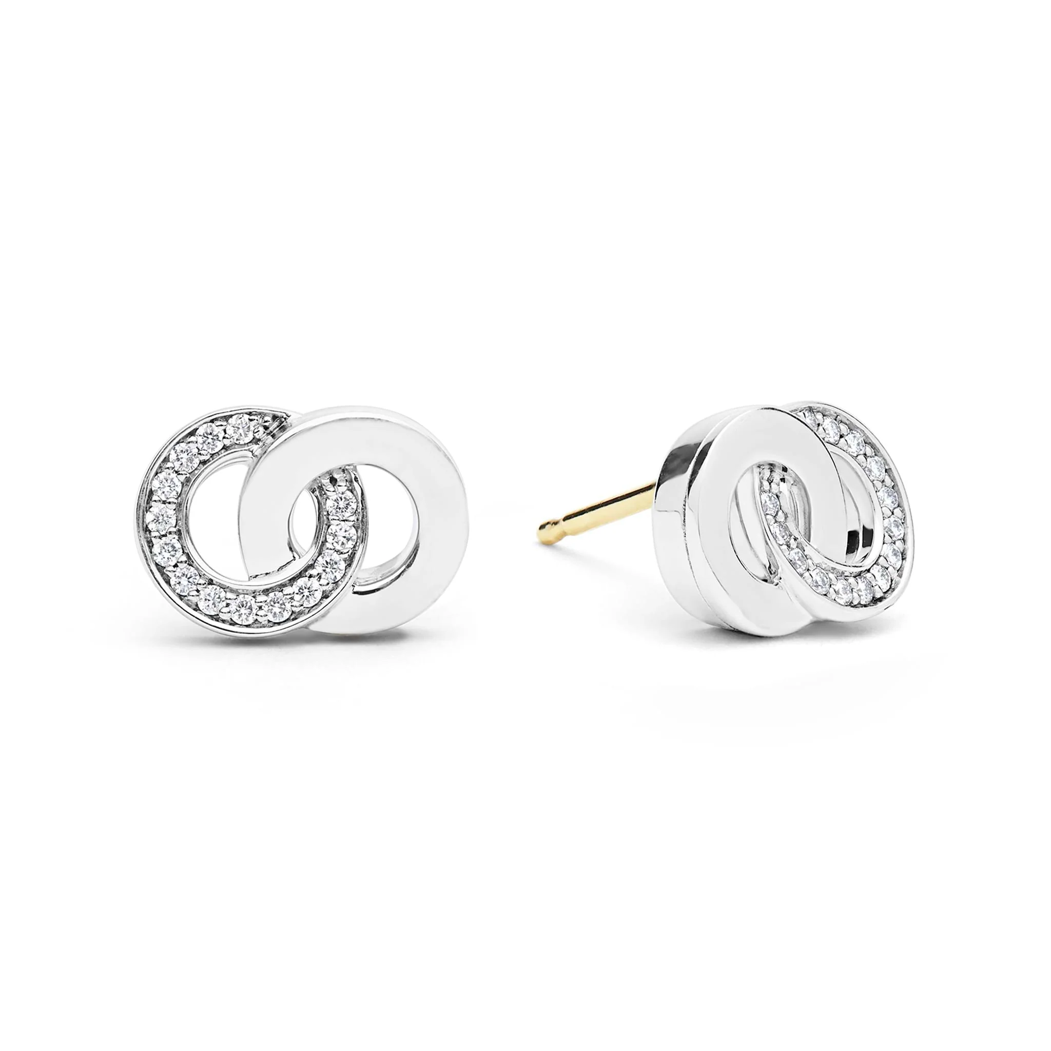 Signature Caviar Silver Interlocking Diamond Stud Earring