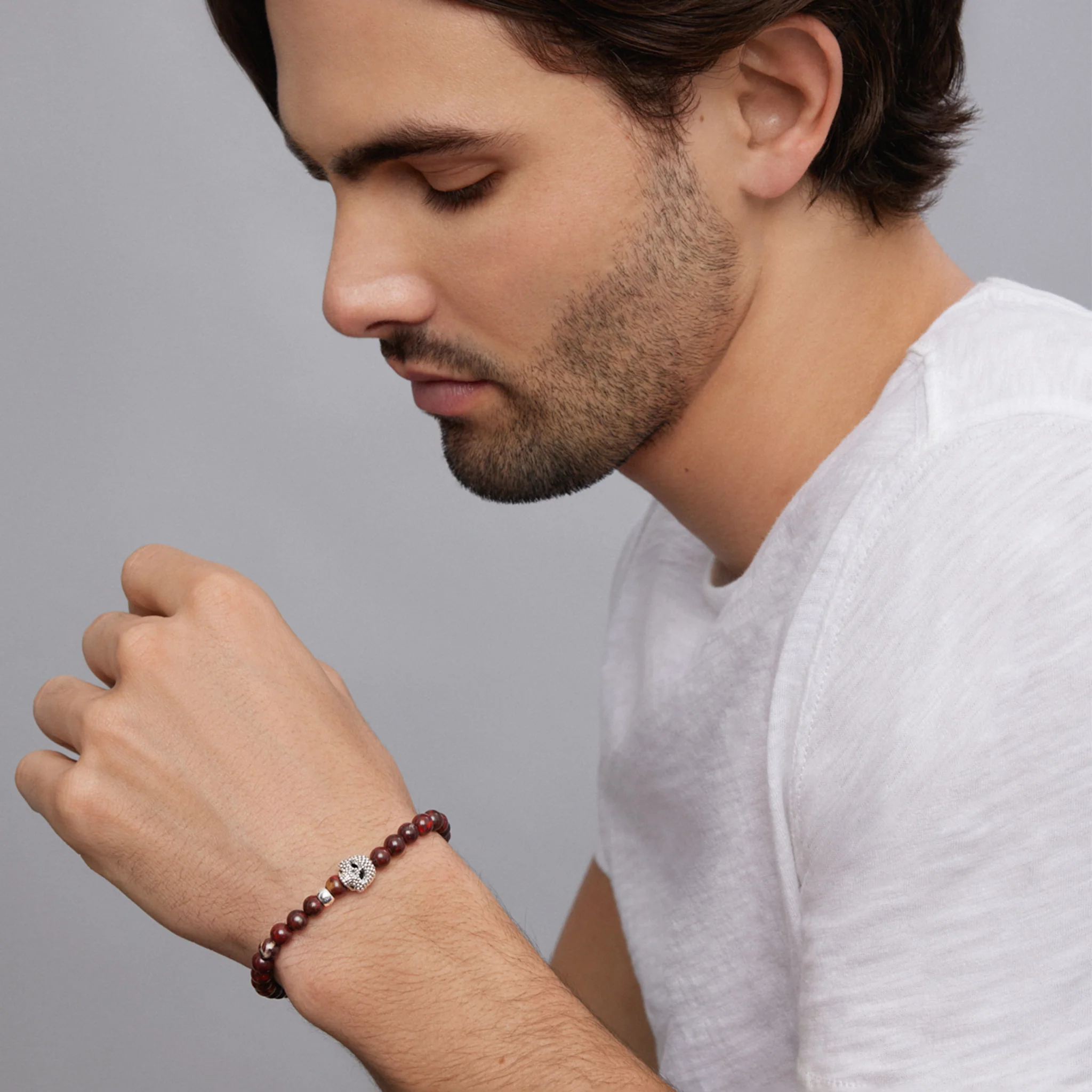 Poppy Jasper Caviar Skull Bead Bracelet - Image 2