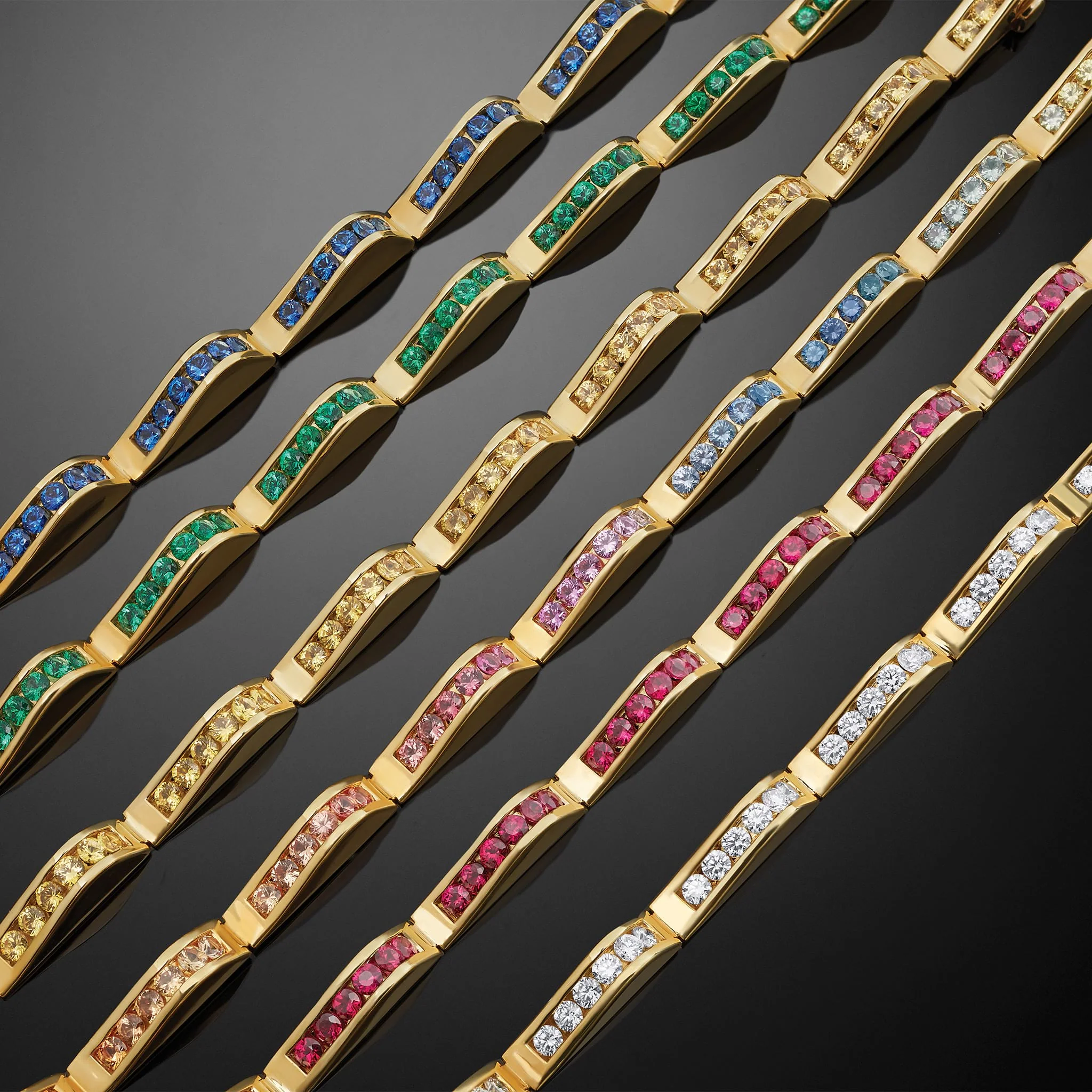 Studio 18K Gold Blue Sapphire Link Wave Bracelet - Image 4