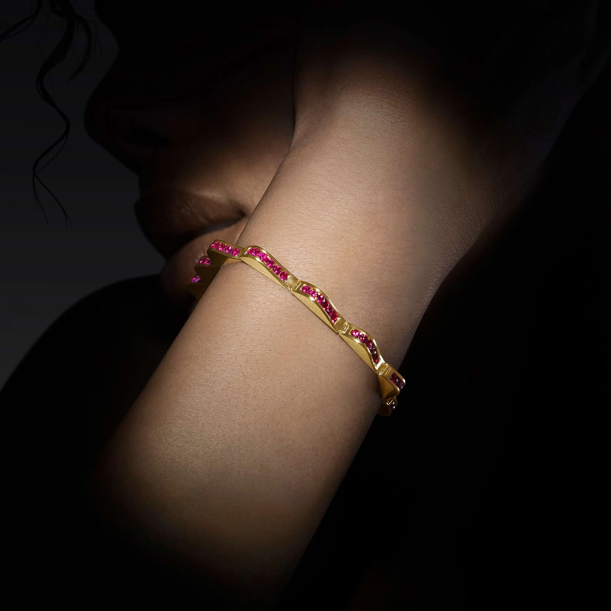Studio 18K Gold Ruby Link Wave Bracelet - Image 2