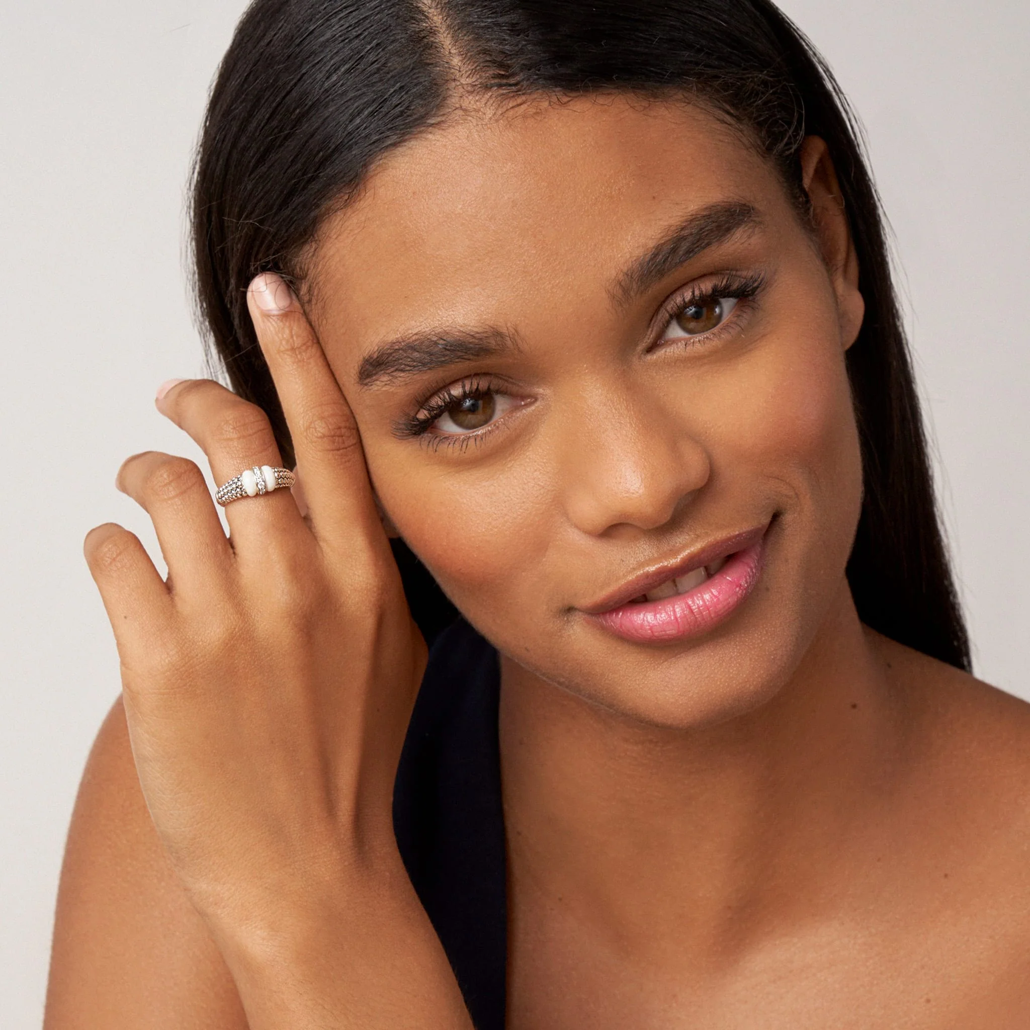 White Caviar White Ceramic and Caviar Diamond Ring - Image 2